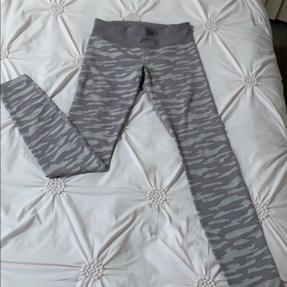 Under Armor Full Length grey leggings